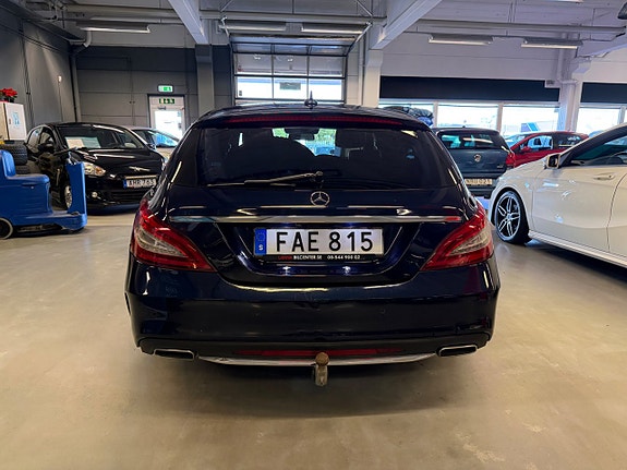Mercedes-Benz CLS350 6 of 30