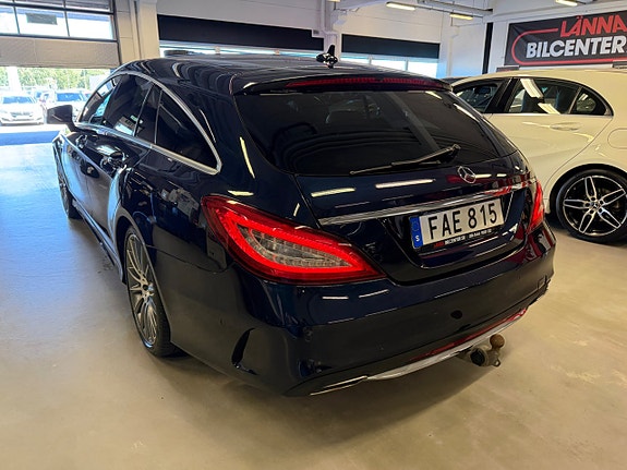 Mercedes-Benz CLS350 7 of 30