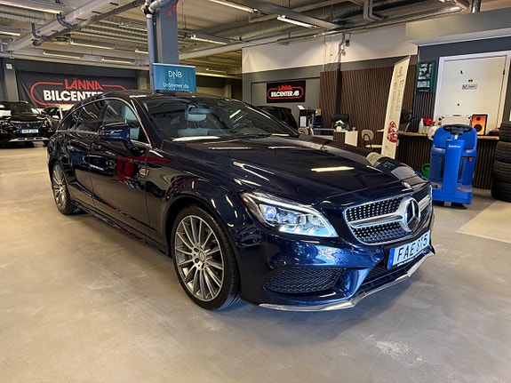 Mercedes-Benz CLS350 4 of 30