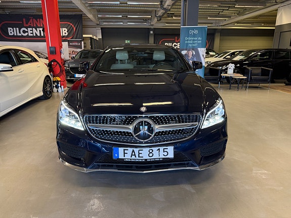 Mercedes-Benz CLS350 3 of 30
