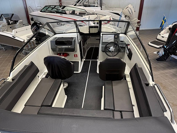 Yamarin Cross 62 BR + Yamaha F130 (2019) 6 of 11