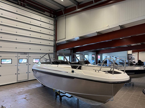Yamarin Cross 62 BR + Yamaha F130 (2019) 2 of 11