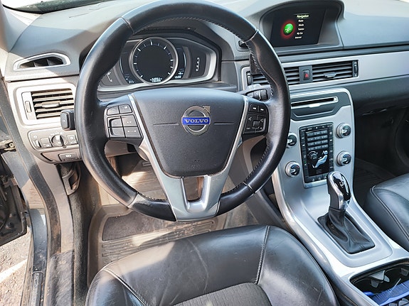 Volvo V70 10 of 12