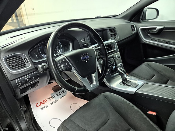 Volvo V60 10 of 22