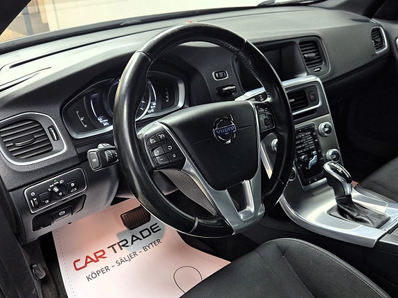 Volvo V60 11 of 22
