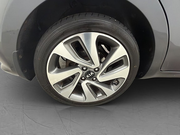 Kia Rio 27 of 30