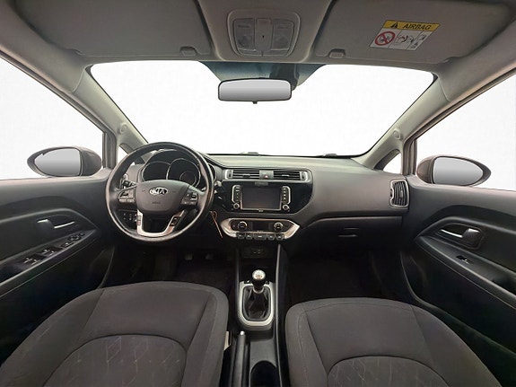 Kia Rio 11 of 30