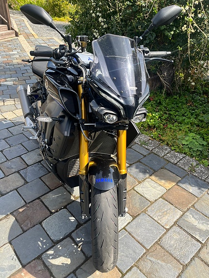Yamaha MT-10 SP 3 of 4