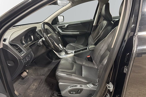Volvo XC60 5 of 6