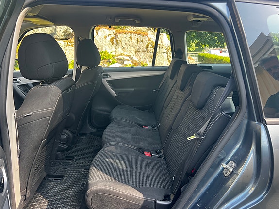 Citroen Grand C4 Picasso 7 of 9
