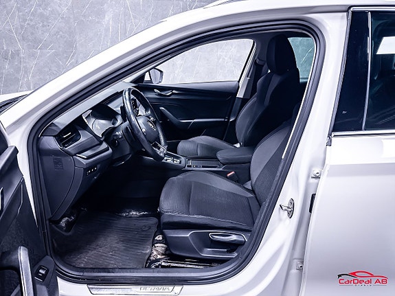 Skoda Octavia 10 of 30