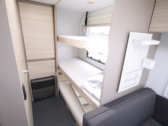 Adria Altea 552 PK Barnkammarvagn 11 of 15