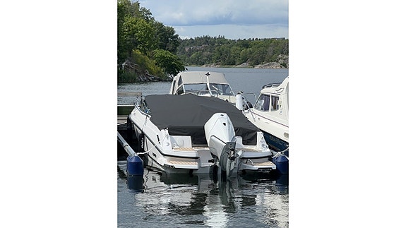 Flipper 800 DC 2025 Mercury 300 V8 2025 4 of 7