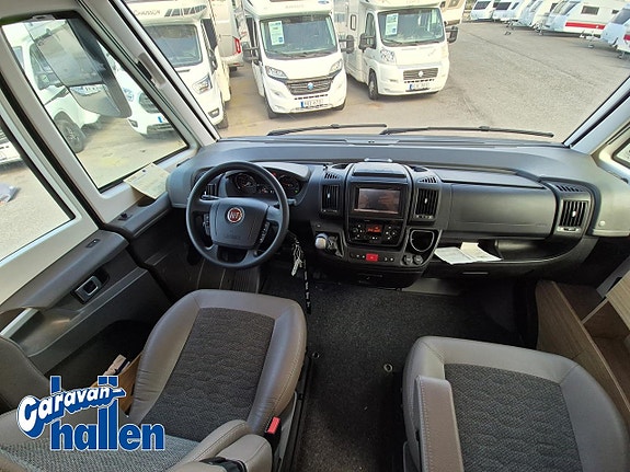 Adria Sonic Supreme I 810 SL (AC/Hydrauliska stödben/m.m) 18 of 27