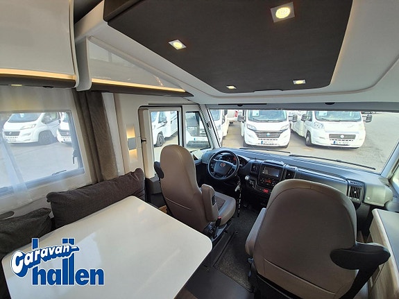 Adria Sonic Supreme I 810 SL (AC/Hydrauliska stödben/m.m) 20 of 27
