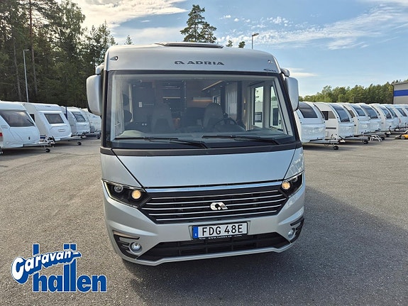 Adria Sonic Supreme I 810 SL (AC/Hydrauliska stödben/m.m) 8 of 27