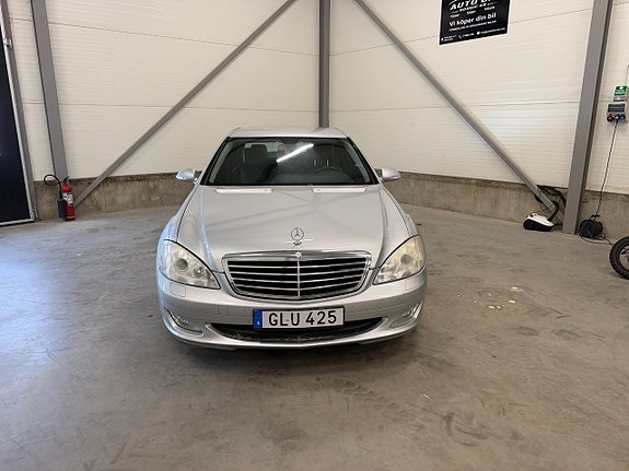 Mercedes-Benz S350 3 of 30