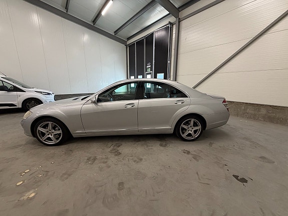 Mercedes-Benz S350 6 of 30