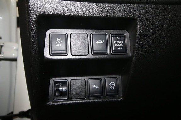 Nissan X-Trail 15 of 27