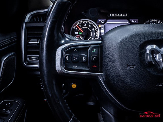 Dodge RAM 1500 18 of 30