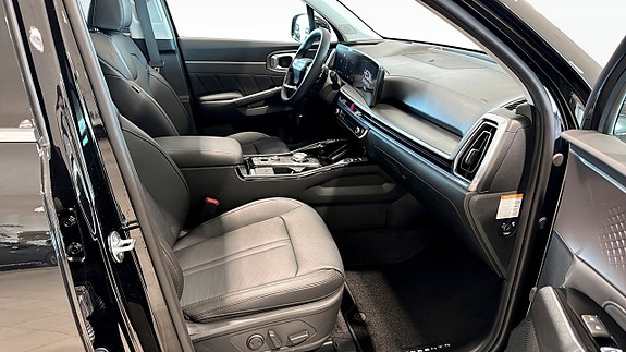 Kia Sorento 6 of 20