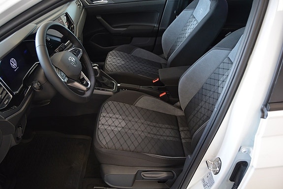 Volkswagen Taigo 10 of 14