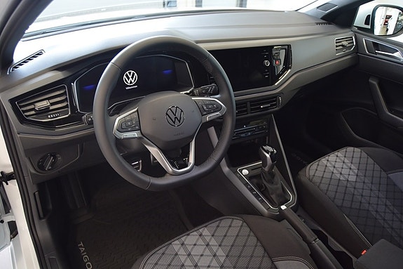 Volkswagen Taigo 9 of 14