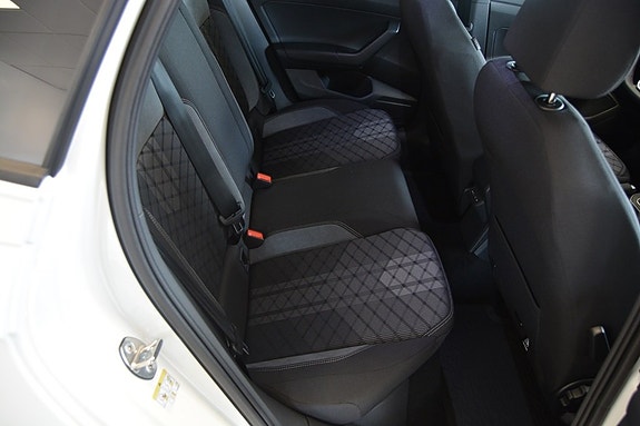 Volkswagen Taigo 13 of 14