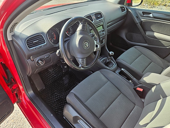 Volkswagen Golf VI 9 of 11