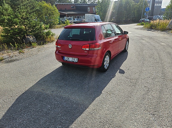 Volkswagen Golf VI 3 of 11