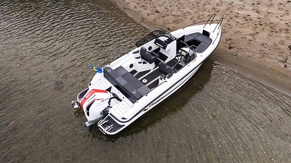 Micore 68 BR R-design  Mercury  150 R V6  -26  Ankarspel 2 of 8
