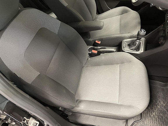 Dacia Sandero 8 of 15