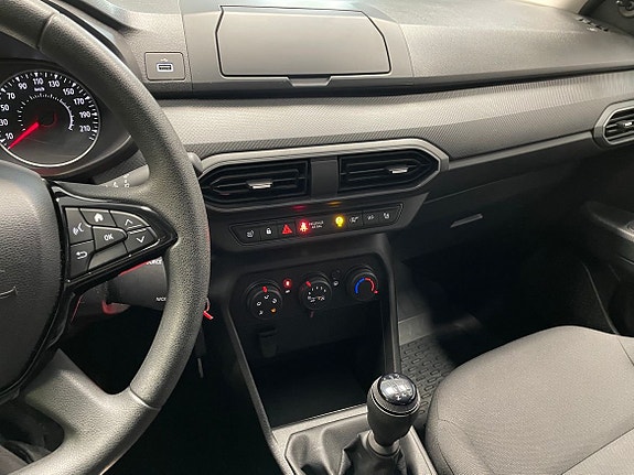 Dacia Sandero 14 of 15