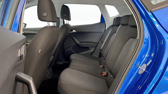 Seat Arona 11 of 14
