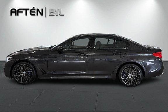 BMW 530e 5 of 26