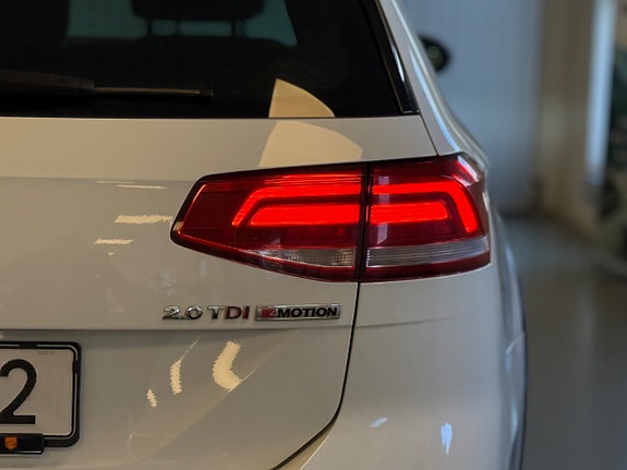 Volkswagen Passat Alltrack 14 of 30