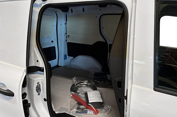 Mercedes-Benz eCitan 10 of 16