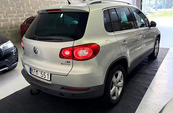 Volkswagen Tiguan 4 of 21