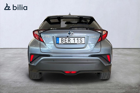 Toyota C-HR 5 of 21