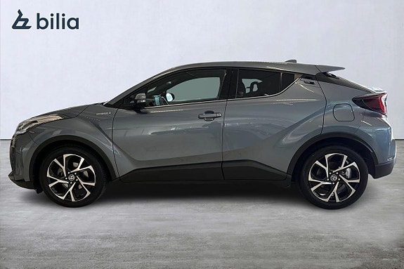 Toyota C-HR 3 of 21