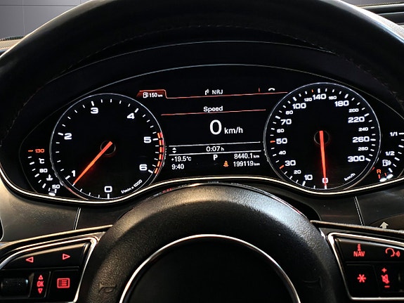 Audi A6 25 of 30