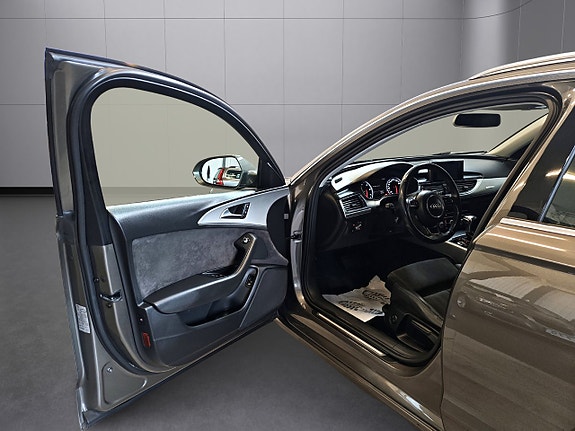 Audi A6 14 of 30