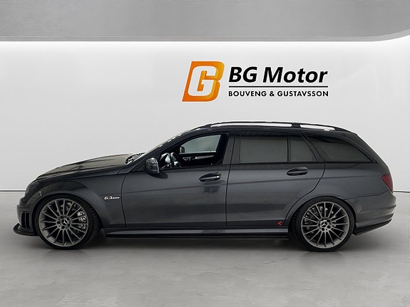 Mercedes-Benz C63 7 of 19