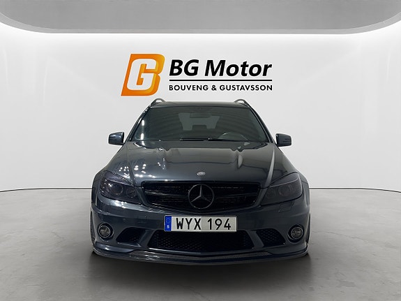 Mercedes-Benz C63 2 of 19