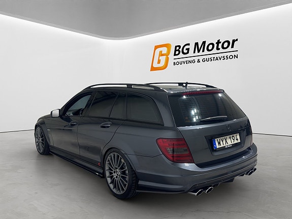 Mercedes-Benz C63 6 of 19