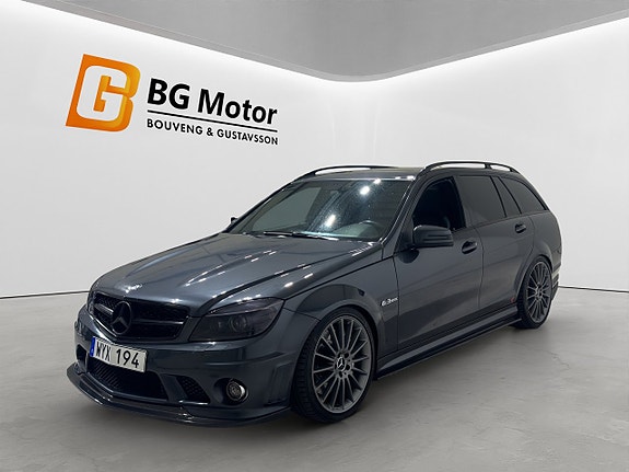 Mercedes-Benz C63 8 of 19