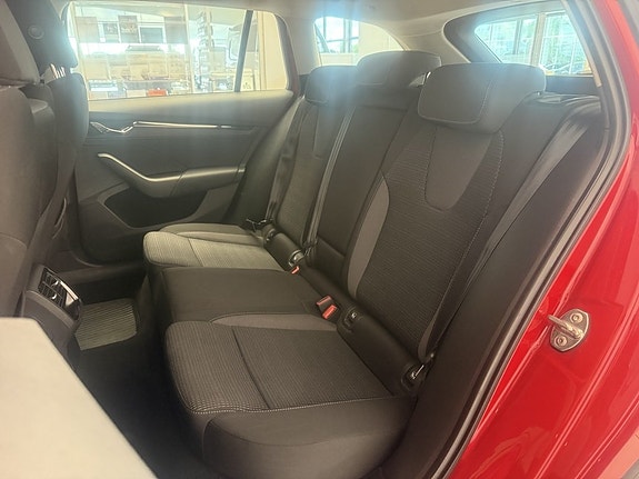 Skoda Octavia 12 of 16