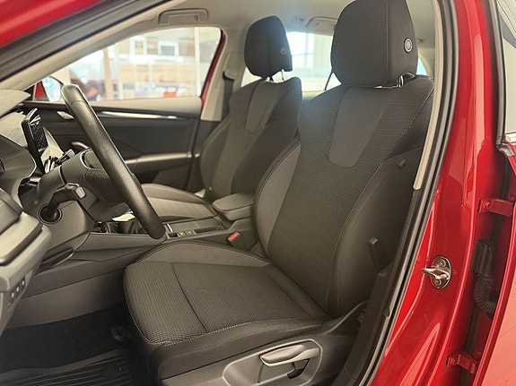 Skoda Octavia 10 of 16