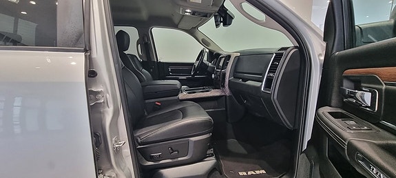 Dodge RAM 1500 11 of 13
