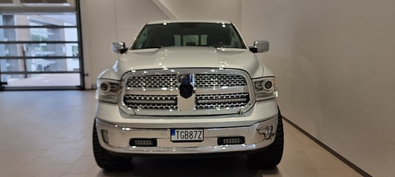 Dodge RAM 1500 2 of 13